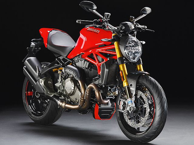 2017年 Monster 1200S (カタログメイン)