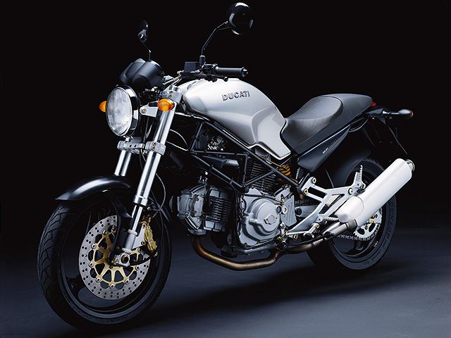2001年 Monster 400 (カタログメイン)