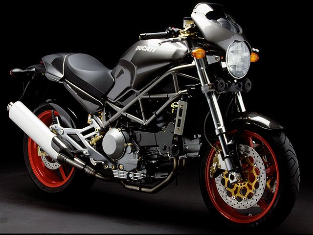 2001年 Monster S4 (カタログメイン)