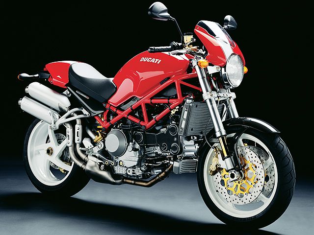 2005年 Monster S4R (カタログメイン)