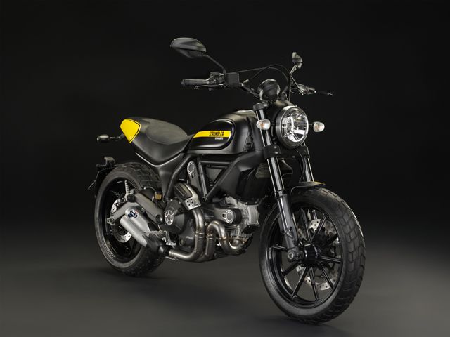 2015年 Scrambler Full Throttle ブラック(カタログメイン)