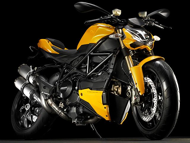 2013年 Streetfighter 848 ファイターイエロー(カタログメイン)