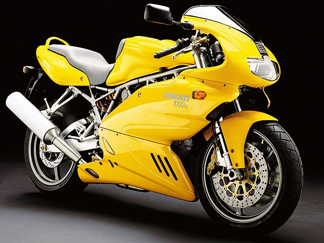 2004年 SuperSport 1000 (カタログメイン)