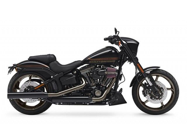 2016年 CVO FXSE Pro Street Breakout ステアファイアブラック(カタログメイン)