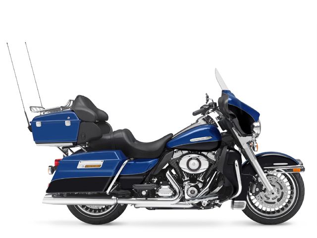 2010年 FLHTK Electra Glide Ultra Limited ツートンカラー(カタログメイン)