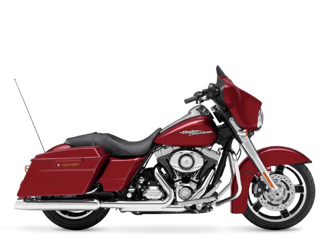 2010年 FLHX Street Glide モノトーンカラー(カタログメイン)