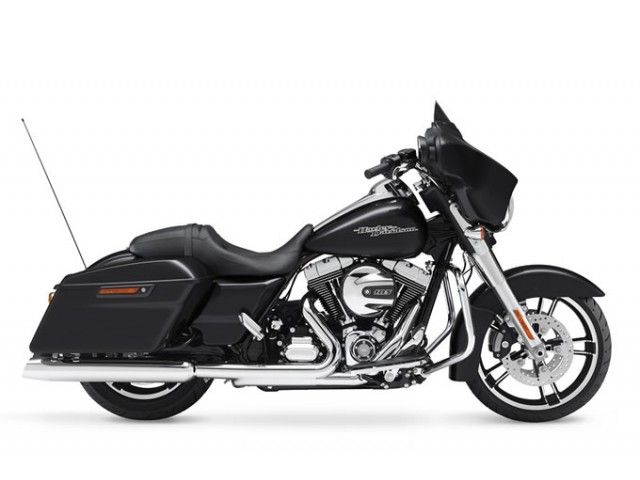 2015年 FLHXS Street Glide Special ビビッドブラック(カタログメイン)
