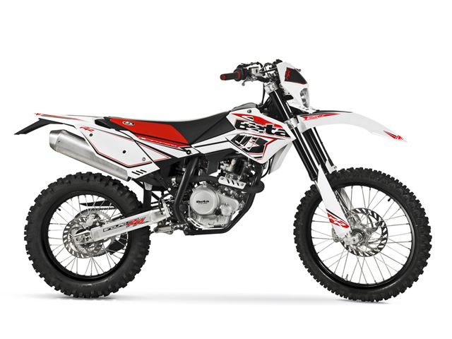 2014年 RR4T 125LC ホワイト(カタログメイン)