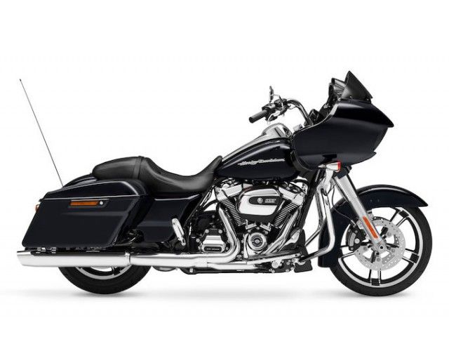 2017年 FLTRXS Road Glide Special ビビッドブラック(カタログメイン)