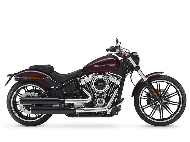 2018年 FXBR Softail Breakout (カタログメイン)