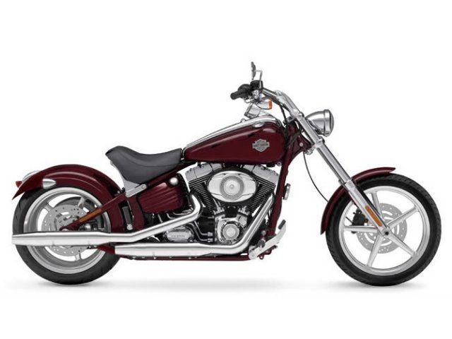 2009年 FXCWC Softail Rocker C モノトーンカラー(カタログメイン)