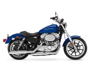 2016年 XL883L Super Lowスーペリアブルー