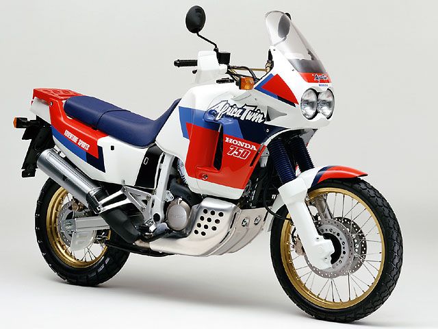 1990年 AFRICA TWIN (カタログメイン)