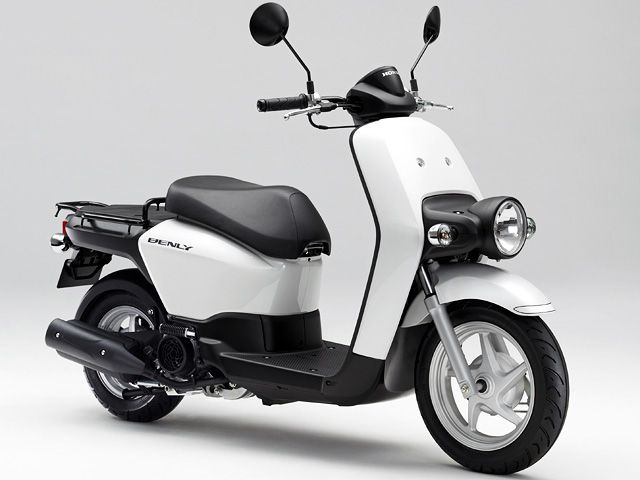 2012年 BENLY 110 パールホワイト(カタログメイン)