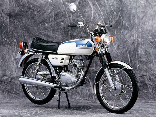 1971年 BENLY CB50 ホワイト(カタログメイン)