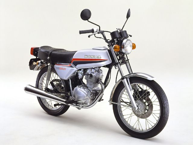 1980年 CB125JX シルバー(カタログメイン)
