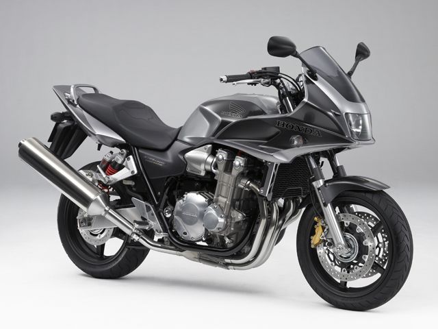 2007年 CB1300 SUPER BOL D'OR ABS アイアンネイルシルバーメタリック/ヘビーグレーメタリック(カタログメイン)