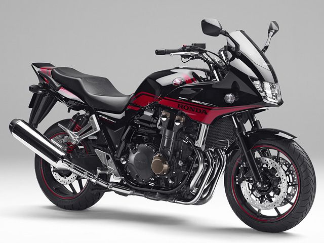 2016年 CB1300 SUPER BOL D'OR E Package Special Edition グラファイトブラック/キャンディーアルカディアンレッド(カタログメイン)
