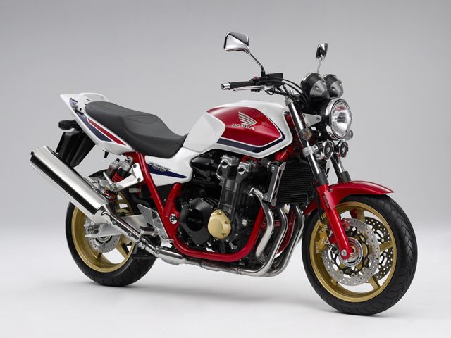 2008年 CB1300 SUPER FOUR ABS Special Edition パールサンビームホワイト(スペシャルエディション)(カタログメイン)