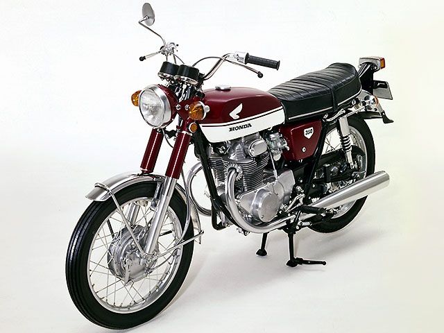 1970年 Dream CB350 EXPORT レッド(カタログメイン)