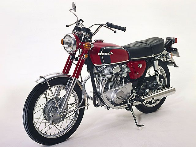 1971年 Dream CB350 EXPORT レッド(カタログメイン)