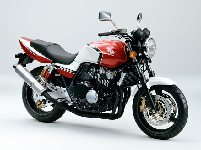 2002年 CB400 SUPER FOUR HYPER VTEC Ⅱ キャンディーブレイジングレッド(カタログメイン)