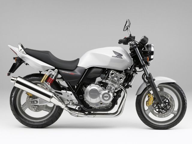 2008年 CB400 SUPER FOUR HYPER VTEC Revo Special Edition パールサンビームホワイト(カタログメイン)