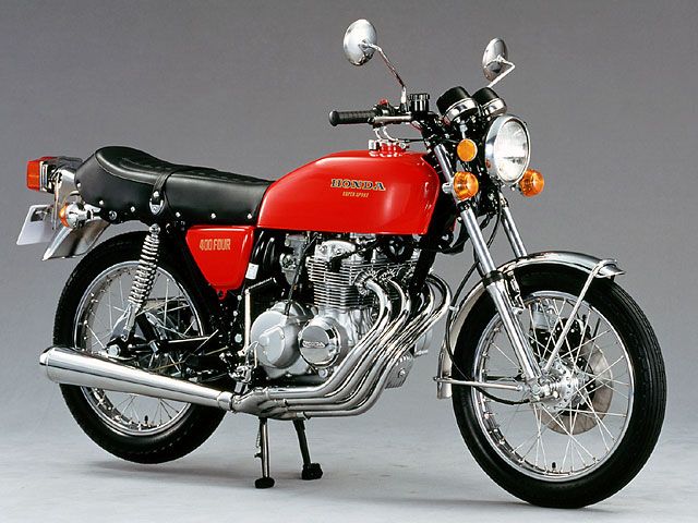 1974年 CB400FOUR レッド(カタログメイン)