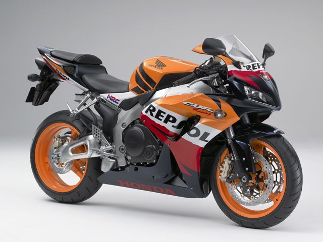 2007年 CBR1000RR Special Edition パールセイレンブルー(スペシャルエディション)(カタログメイン)