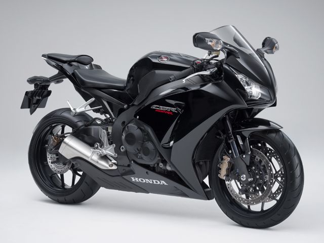 2013年 CBR1000RR グラファイトブラック(カタログメイン)