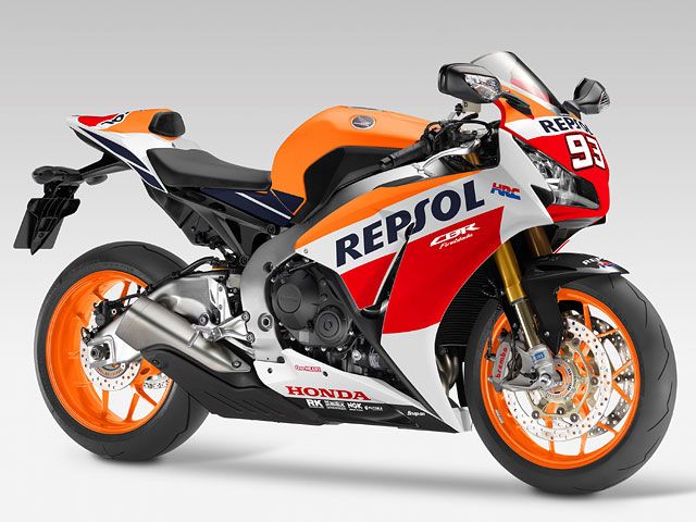 2015年 CBR1000RR SP (カタログメイン)