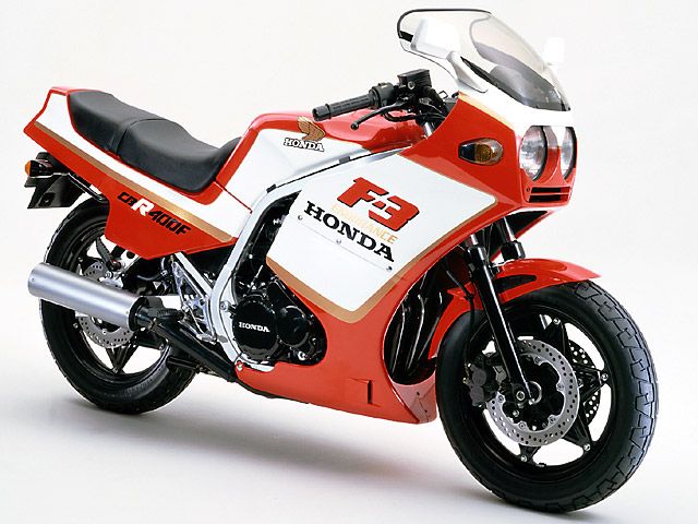 1984年 CBR400F ENDURANCE レッド/ホワイト(カタログメイン)