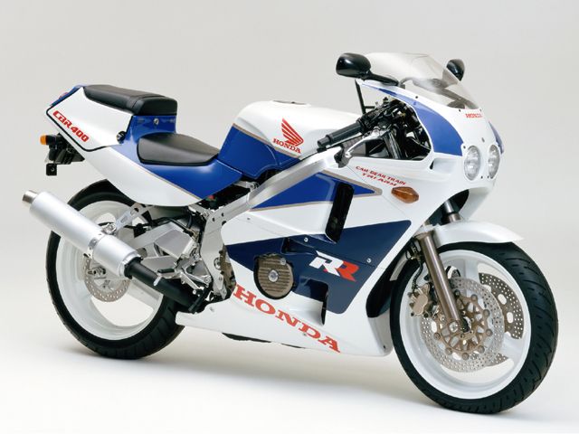 1989年 CBR400RR ホワイト/ブルー(カタログメイン)