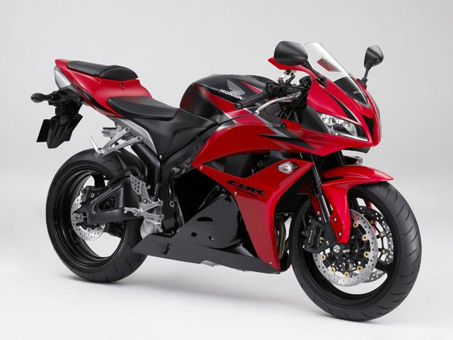 2009年 CBR600RR グラファイトブラック/ヴィクトリーレッド(カタログメイン)