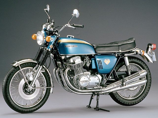 1969年 DREAM CB750 FOUR ブルー(カタログメイン)