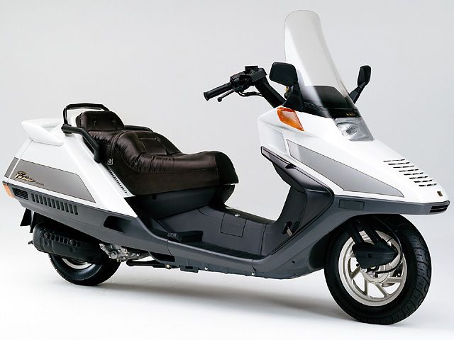1996年 FUSION SE パールシェルホワイト(カタログメイン)