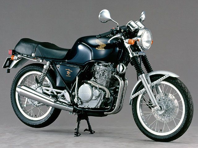 1985年 GB400 TOURIST TROPHY ブラック(カタログメイン)