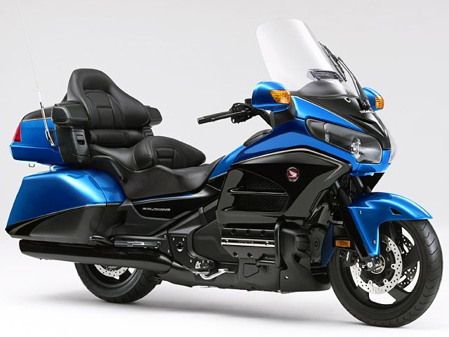 2016年 GOLDWING グリントウェーブメタリック(カタログメイン)