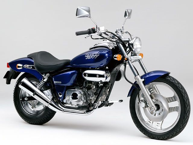 2004年 MAGNA 50 パールヘロンブルー(カタログメイン)
