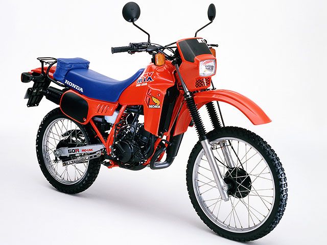 1983年 MTX50R レッド(カタログメイン)