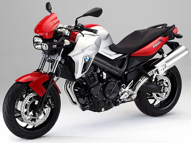 2012年 F800R マグマレッド/ホワイトアルミニウムメタリック(カタログメイン)