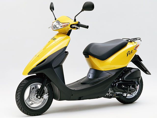 2001年 Smart Dio Deluxe クリッパーイエロー(カタログメイン)