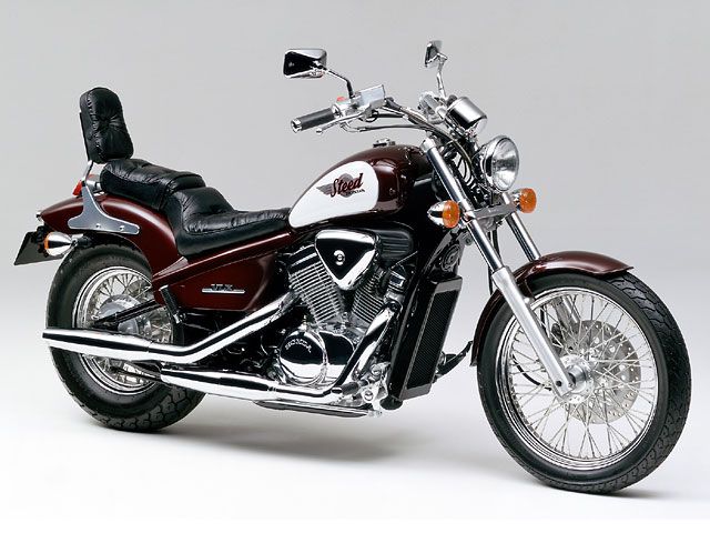 1994年 STEED 400 キャンディプエブロレッドxパールフェイドレスホワイト(カタログメイン)