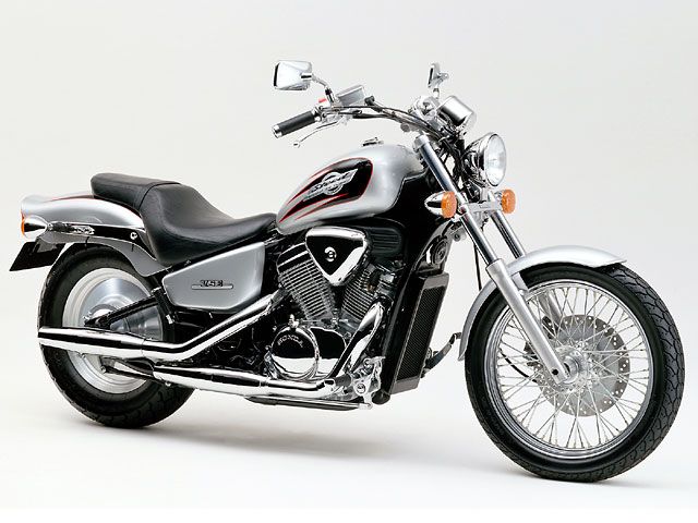 1996年 STEED 400 VSE (カタログメイン)
