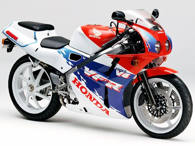 1992年 VFR400R ホワイト/レッド/ブルー(カタログメイン)