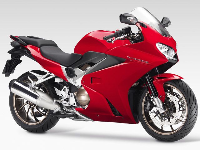 年 VFR800F ※ミラノショー展示モデル(カタログメイン)
