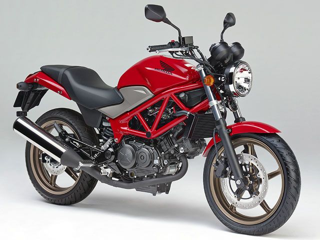 2014年 VTR Type LD マグナレッド(カタログメイン)