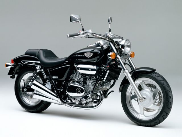 2005年 V-TWIN MAGNA ブラック(カタログメイン)