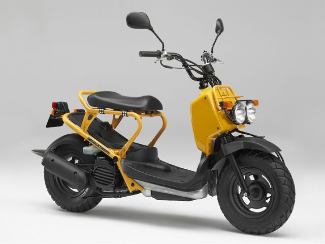 2005年 ZOOMER プラズマイエロー(カタログメイン)