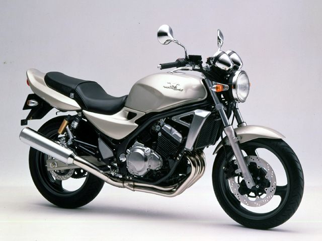 1997年 BALIUS Ⅱ メタリックシャンパンゴールド(カタログメイン)